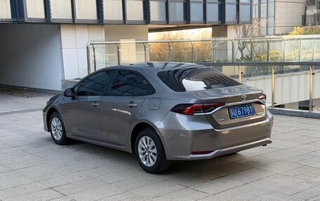 Toyota Corolla, 2022 год, 1 060 000 рублей, 4 фотография