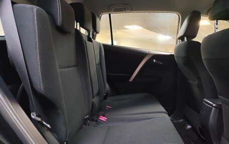 Toyota RAV4, 2015 год, 2 199 000 рублей, 14 фотография