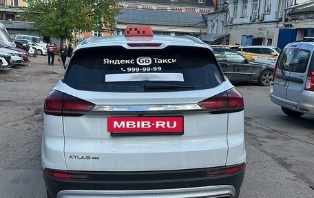 Geely Atlas, 2023 год, 1 510 000 рублей, 6 фотография