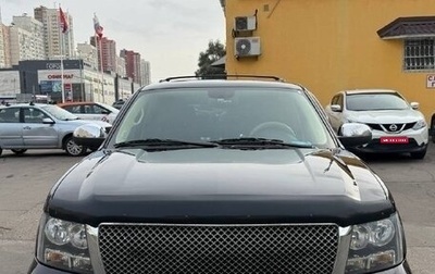 Chevrolet Tahoe III, 2012 год, 2 350 000 рублей, 1 фотография