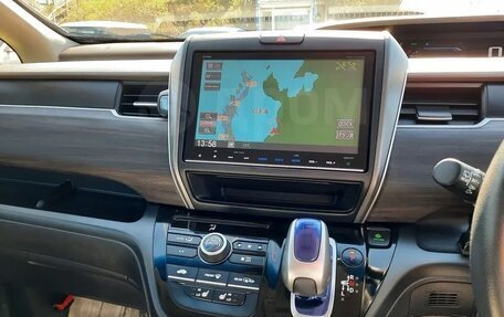 Honda Freed II, 2017 год, 1 450 000 рублей, 8 фотография