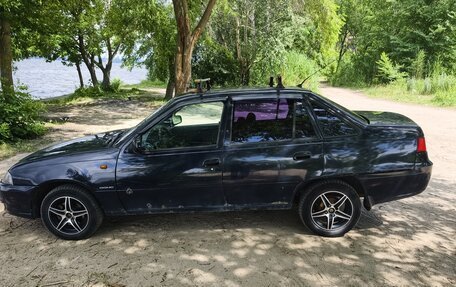 Daewoo Nexia I рестайлинг, 2009 год, 105 000 рублей, 2 фотография