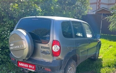 Chevrolet Niva I рестайлинг, 2009 год, 250 000 рублей, 3 фотография