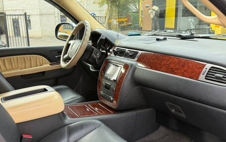 Chevrolet Tahoe III, 2012 год, 2 350 000 рублей, 8 фотография
