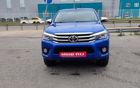 Toyota Hilux VIII, 2015 год, 3 150 000 рублей, 2 фотография