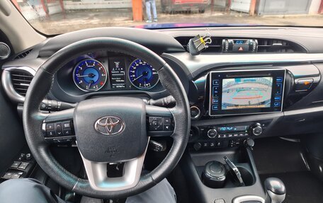 Toyota Hilux VIII, 2015 год, 3 150 000 рублей, 14 фотография