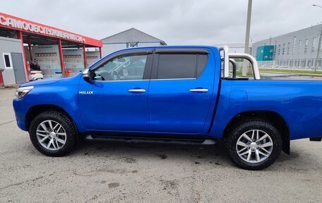 Toyota Hilux VIII, 2015 год, 3 150 000 рублей, 8 фотография