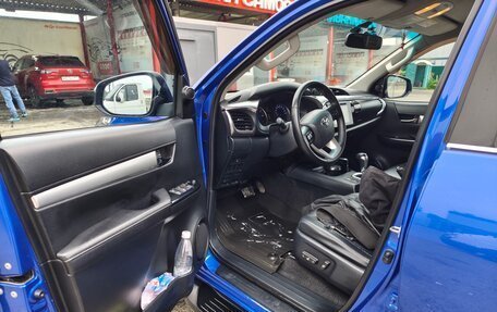 Toyota Hilux VIII, 2015 год, 3 150 000 рублей, 9 фотография