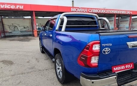 Toyota Hilux VIII, 2015 год, 3 150 000 рублей, 7 фотография