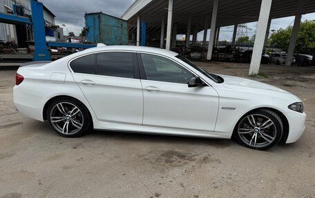 BMW 5 серия, 2015 год, 1 950 000 рублей, 4 фотография