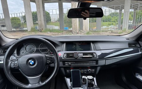 BMW 5 серия, 2015 год, 1 950 000 рублей, 9 фотография