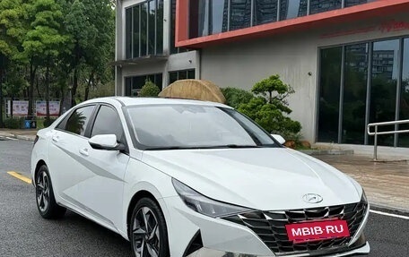 Hyundai Elantra, 2022 год, 1 250 000 рублей, 3 фотография
