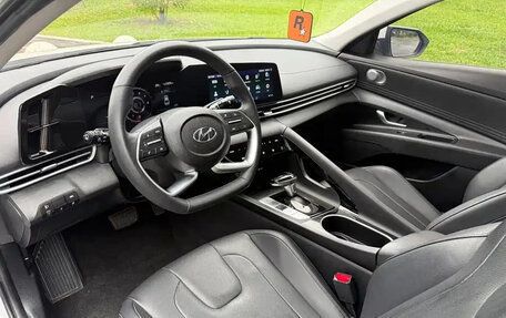 Hyundai Elantra, 2022 год, 1 250 000 рублей, 11 фотография