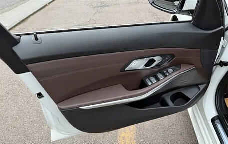 BMW 3 серия, 2022 год, 2 453 000 рублей, 11 фотография