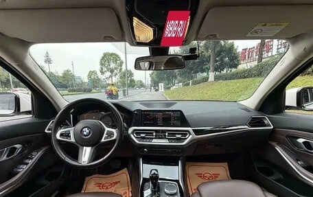 BMW 3 серия, 2022 год, 2 453 000 рублей, 6 фотография