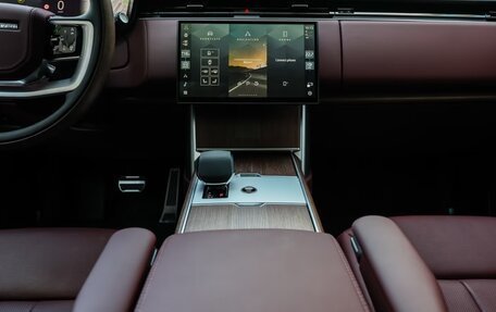 Land Rover Range Rover IV рестайлинг, 2026 год, 20 500 000 рублей, 32 фотография