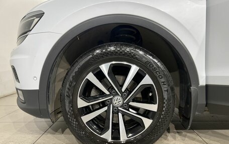 Volkswagen Tiguan II, 2019 год, 2 450 000 рублей, 11 фотография