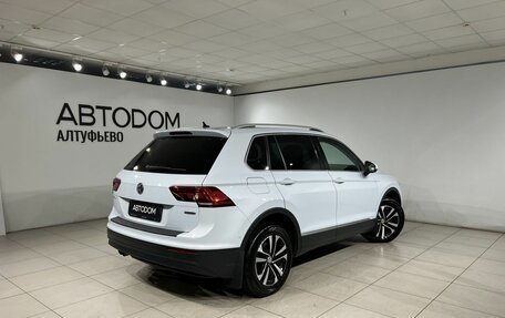 Volkswagen Tiguan II, 2019 год, 2 450 000 рублей, 2 фотография