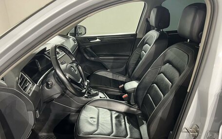 Volkswagen Tiguan II, 2019 год, 2 450 000 рублей, 13 фотография