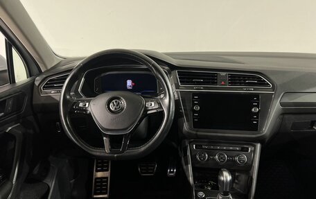 Volkswagen Tiguan II, 2019 год, 2 450 000 рублей, 14 фотография