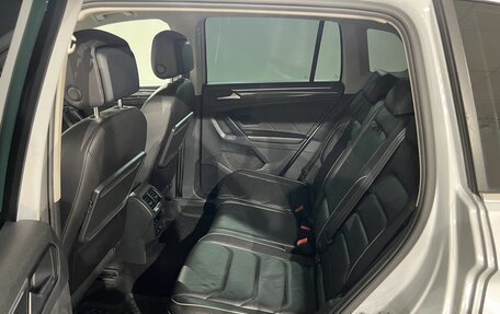 Volkswagen Tiguan II, 2019 год, 2 450 000 рублей, 16 фотография