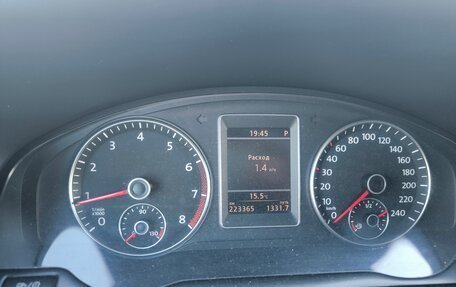 Volkswagen Multivan T5, 2012 год, 2 750 000 рублей, 3 фотография