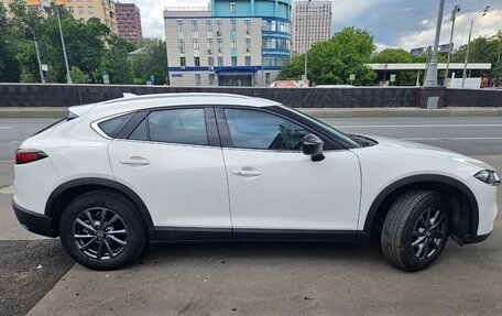 Mazda CX-4, 2020 год, 2 450 000 рублей, 3 фотография