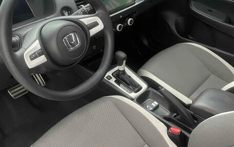 Honda Fit, 2023 год, 960 000 рублей, 17 фотография