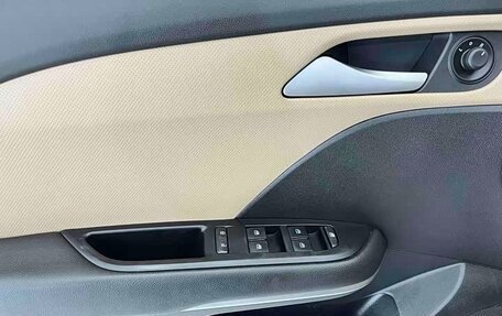 Chevrolet Monza, 2023 год, 1 170 000 рублей, 15 фотография