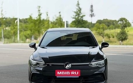 Volkswagen Golf VIII, 2021 год, 1 318 000 рублей, 2 фотография