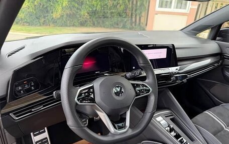 Volkswagen Golf VIII, 2021 год, 1 318 000 рублей, 13 фотография