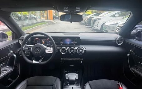 Mercedes-Benz A-Класс, 2022 год, 1 555 000 рублей, 8 фотография