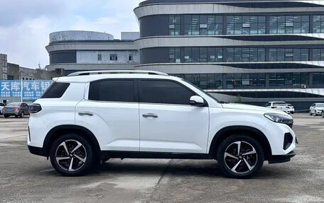 Hyundai ix35, 2022 год, 1 735 000 рублей, 3 фотография