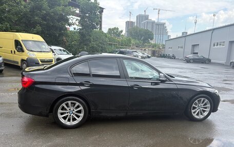 BMW 3 серия, 2018 год, 2 100 000 рублей, 3 фотография