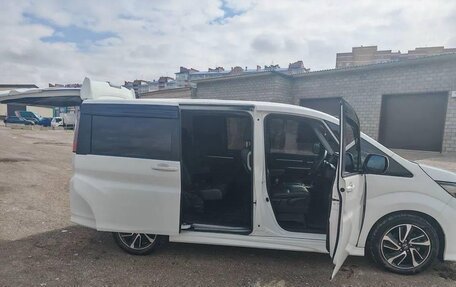 Honda Stepwgn IV, 2021 год, 2 060 000 рублей, 10 фотография