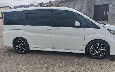 Honda Stepwgn IV, 2021 год, 2 060 000 рублей, 5 фотография