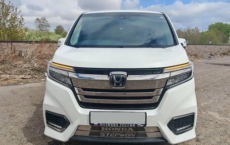 Honda Stepwgn IV, 2021 год, 2 060 000 рублей, 13 фотография
