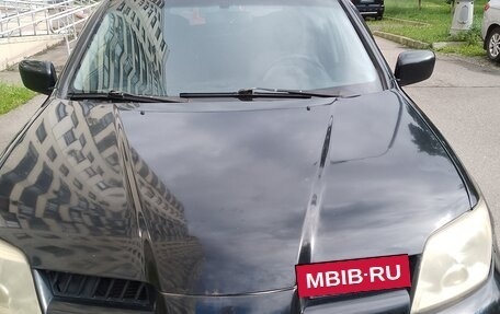 Mitsubishi Outlander III рестайлинг 3, 2007 год, 370 000 рублей, 3 фотография