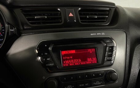 KIA Rio III рестайлинг, 2015 год, 890 000 рублей, 17 фотография