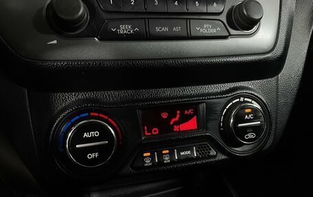 KIA Rio III рестайлинг, 2015 год, 890 000 рублей, 18 фотография