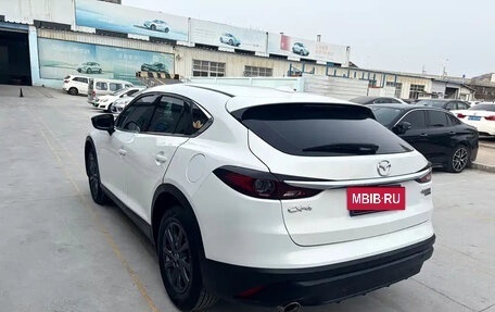Mazda CX-4, 2023 год, 1 860 000 рублей, 4 фотография
