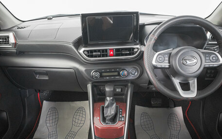 Daihatsu Rocky, 2020 год, 1 579 000 рублей, 14 фотография