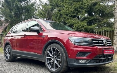 Volkswagen Tiguan II, 2019 год, 3 250 000 рублей, 1 фотография