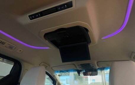 Toyota Alphard III, 2018 год, 4 100 000 рублей, 21 фотография