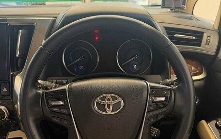 Toyota Alphard III, 2018 год, 4 100 000 рублей, 17 фотография