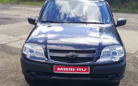 Chevrolet Niva I рестайлинг, 2012 год, 575 000 рублей, 1 фотография