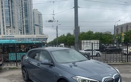 BMW 1 серия, 2019 год, 2 790 000 рублей, 1 фотография