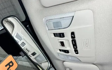 Toyota Corolla, 2023 год, 1 400 100 рублей, 13 фотография