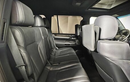 Lexus LX III, 2020 год, 10 950 000 рублей, 16 фотография