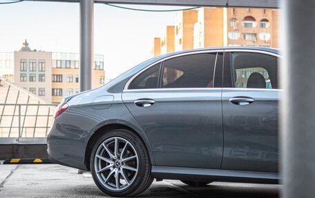 Mercedes-Benz E-Класс, 2022 год, 5 500 000 рублей, 7 фотография